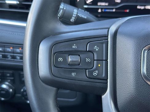 Used 2023 GMC Yukon Denali image 9