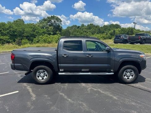 Certified 2023 Toyota Tacoma SR AWD/4WD image 2