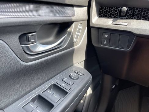 Used 2025 Honda CR-V Sport-L image 11
