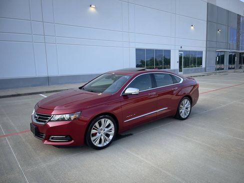 Used 2015 Chevrolet Impala LTZ FWD image 32