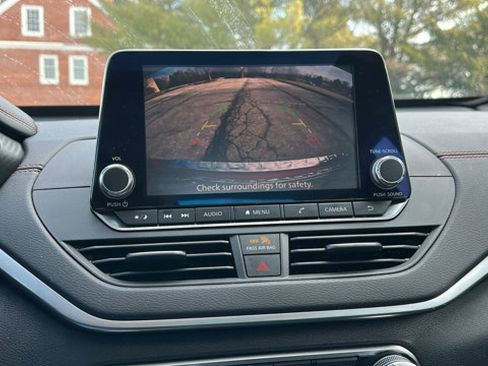 Certified 2020 Nissan Altima 2.5 SR w/ Premium Package image 21