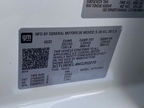 Used 2022 GMC Sierra 1500 SLT w/ SLT Premium Plus Package image 34