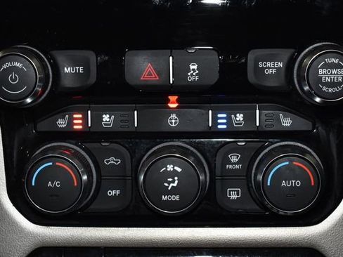 Certified 2022 RAM 2500 Laramie image 22