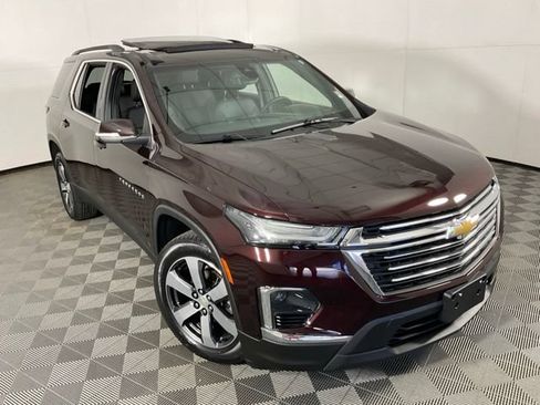 Used 2023 Chevrolet Traverse LT w/ LT Premium Package AWD/4WD image 50