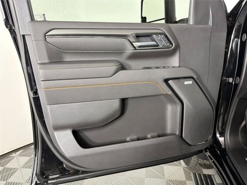 New 2026 GMC Sierra 2500 AT4 w/ AT4 Premium Plus Package AWD/4WD image 8