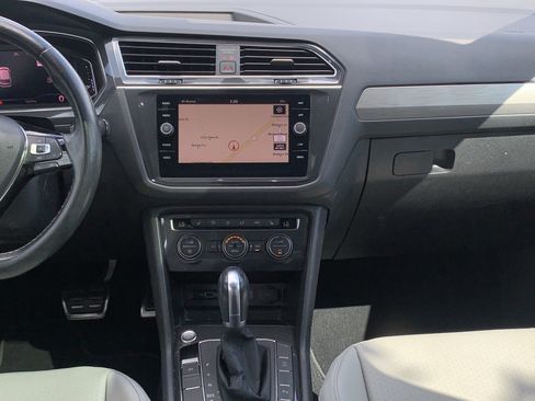 Used 2019 Volkswagen Tiguan SEL Premium R-Line AWD/4WD image 31