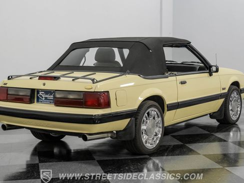 Used 1989 Ford Mustang LX image 23