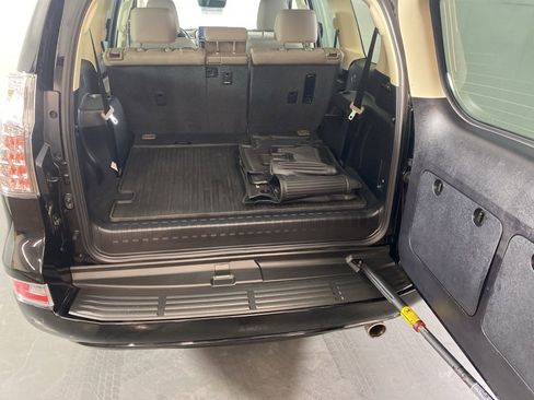 Certified 2023 Lexus GX 460 Premium image 28