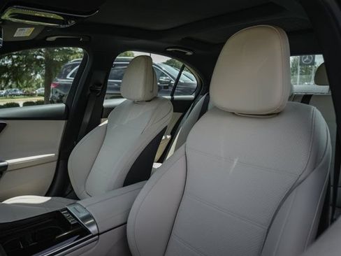 Certified 2025 Mercedes-Benz C 300 4MATIC Sedan image 14