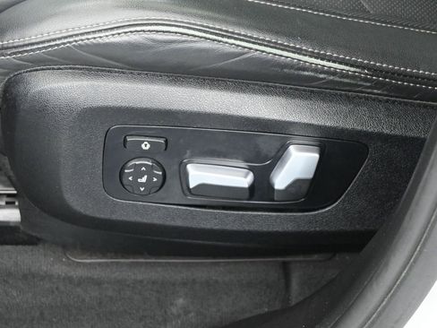 Used 2023 BMW X5 sDrive40i image 12