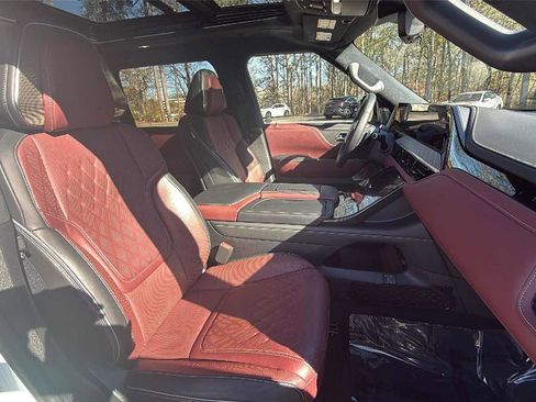 Certified 2025 INFINITI QX80 Autograph w/ Autograph Exterior Package image 23