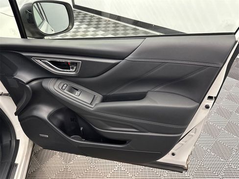 Used 2021 Subaru Forester Limited image 15