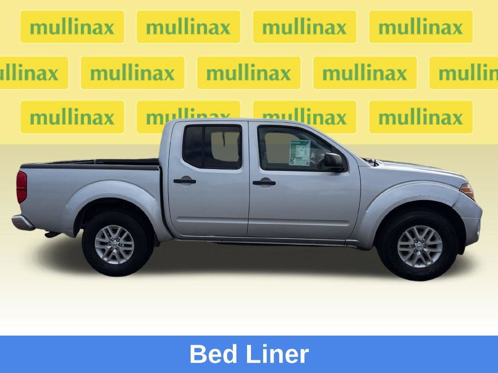 Used 2017 Nissan Frontier SV RWD image 2