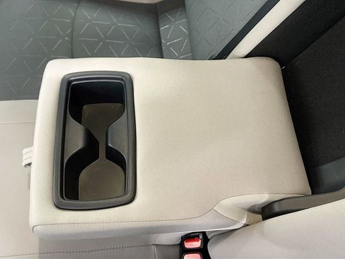 Used 2024 Toyota RAV4 XLE image 25