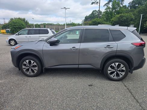 Used 2023 Nissan Rogue SV AWD/4WD image 8