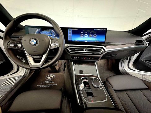 Used 2023 BMW 330i xDrive Sedan w/ Driving Assistance Package AWD/4WD image 17