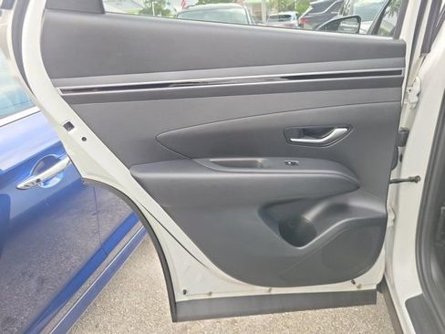 Certified 2024 Hyundai Tucson SEL FWD image 10
