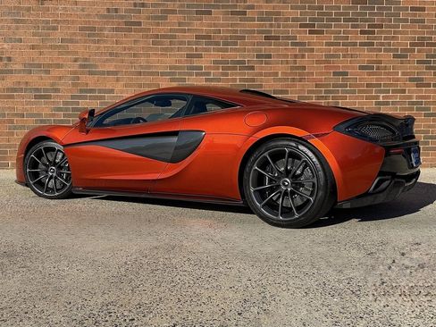Used 2019 McLaren 570S Coupe image 3