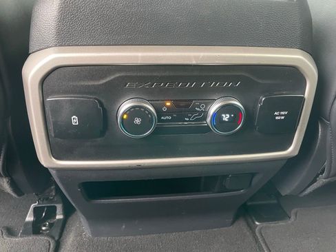 Used 2024 Ford Expedition XLT AWD/4WD image 60