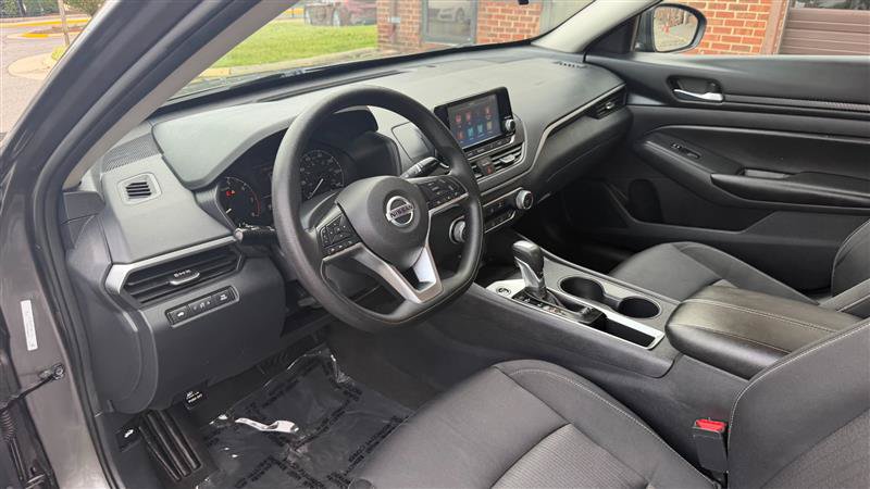 Used 2022 Nissan Altima 2.5 S FWD image 25