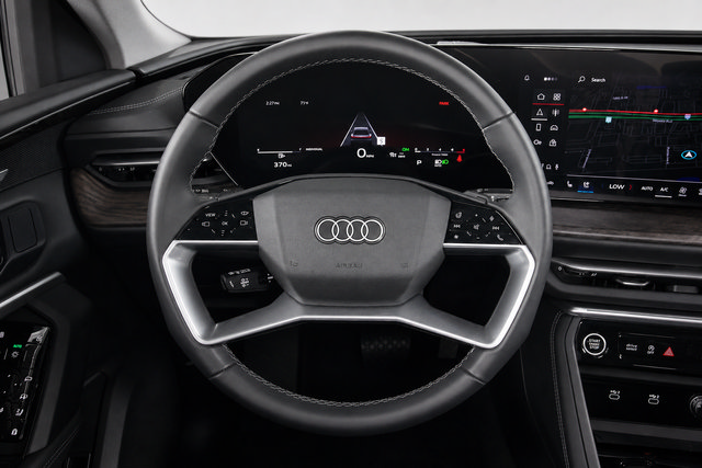 Used 2025 Audi Q5 Prestige AWD/4WD image 16