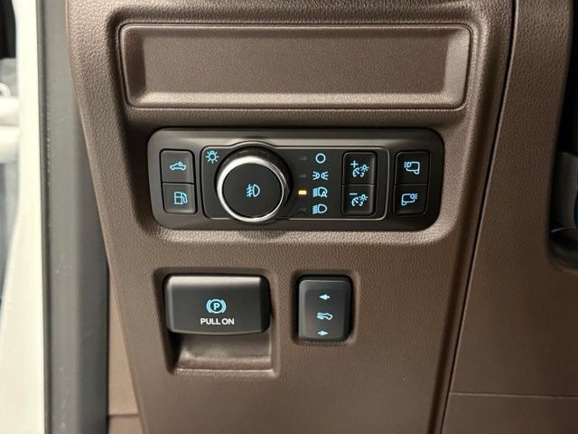 Used 2025 Ford F150 King Ranch w/ FX4 Off-Road Package AWD/4WD image 11
