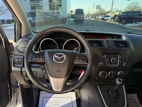 Used 2014 MAZDA MAZDA5 Grand Touring image 33