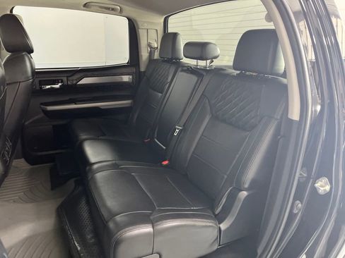 Used 2019 Toyota Tundra Platinum AWD/4WD image 19