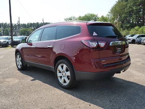 Used 2016 Chevrolet Traverse LT w/ Style and Technology Package AWD/4WD image 4