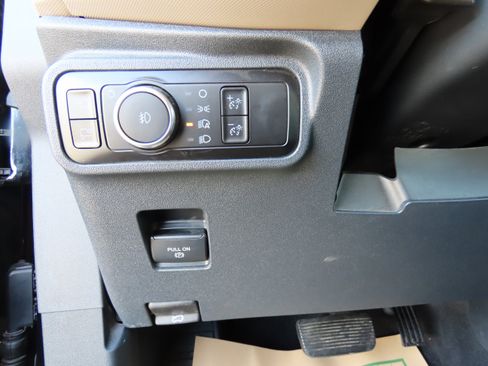 Used 2023 Ford Bronco Wildtrak image 42