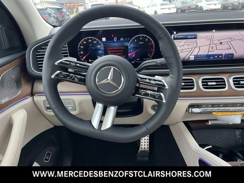 New 2026 Mercedes-Benz GLS 450 4MATIC image 22