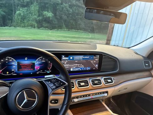 Used 2024 Mercedes-Benz GLE 450 4MATIC image 30