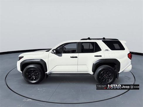 Used 2025 Toyota 4Runner TRD Off-Road Premium image 8