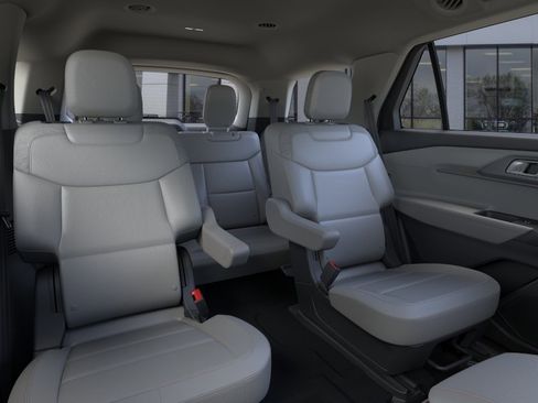 New 2026 Ford Explorer Active w/ Active Comfort Package AWD/4WD image 11