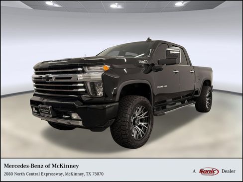 Used 2020 Chevrolet Silverado 3500 High Country w/ Technology Package AWD/4WD image 1