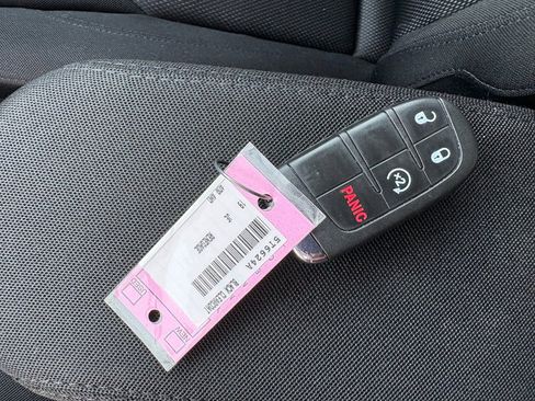 Used 2019 Jeep Renegade Sport w/ Sport Appearance Group image 19