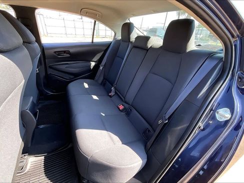 Used 2022 Toyota Corolla LE w/ LE Convenience Package image 21
