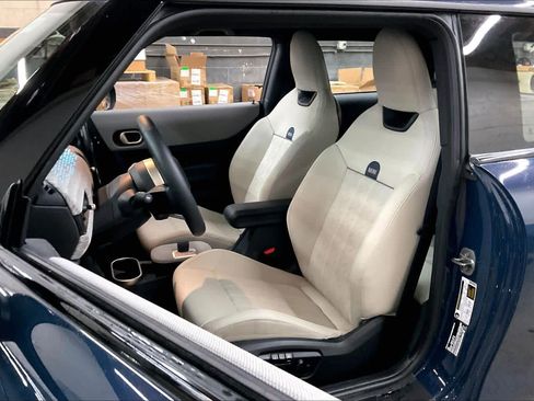 Certified 2025 MINI Cooper S image 27