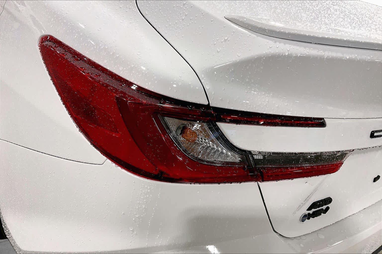 Used 2025 Toyota Camry SE AWD/4WD image 26