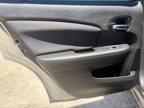 Used 2013 Chrysler 200 Touring FWD image 21