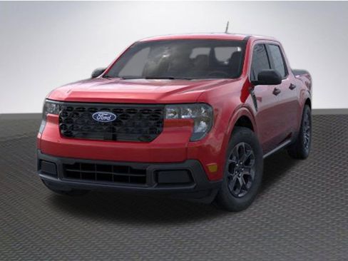 New 2026 Ford Maverick XLT image 2