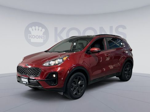 Used 2022 Kia Sportage Nightfall Edition image 1