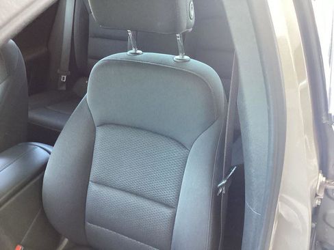 Used 2025 Chevrolet Malibu LT FWD image 11