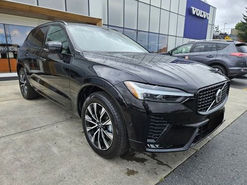 Certified 2025 Volvo XC60 B5 Plus AWD/4WD image 3
