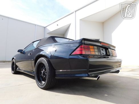 Used 1992 Chevrolet Camaro RS image 18