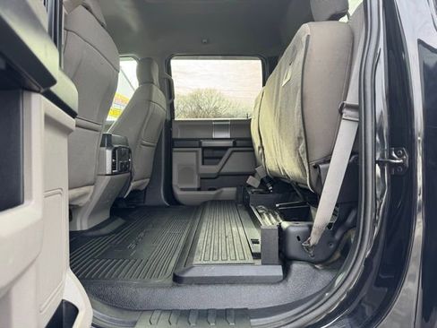 Used 2018 Ford F450 XLT w/ XLT Premium Package image 32