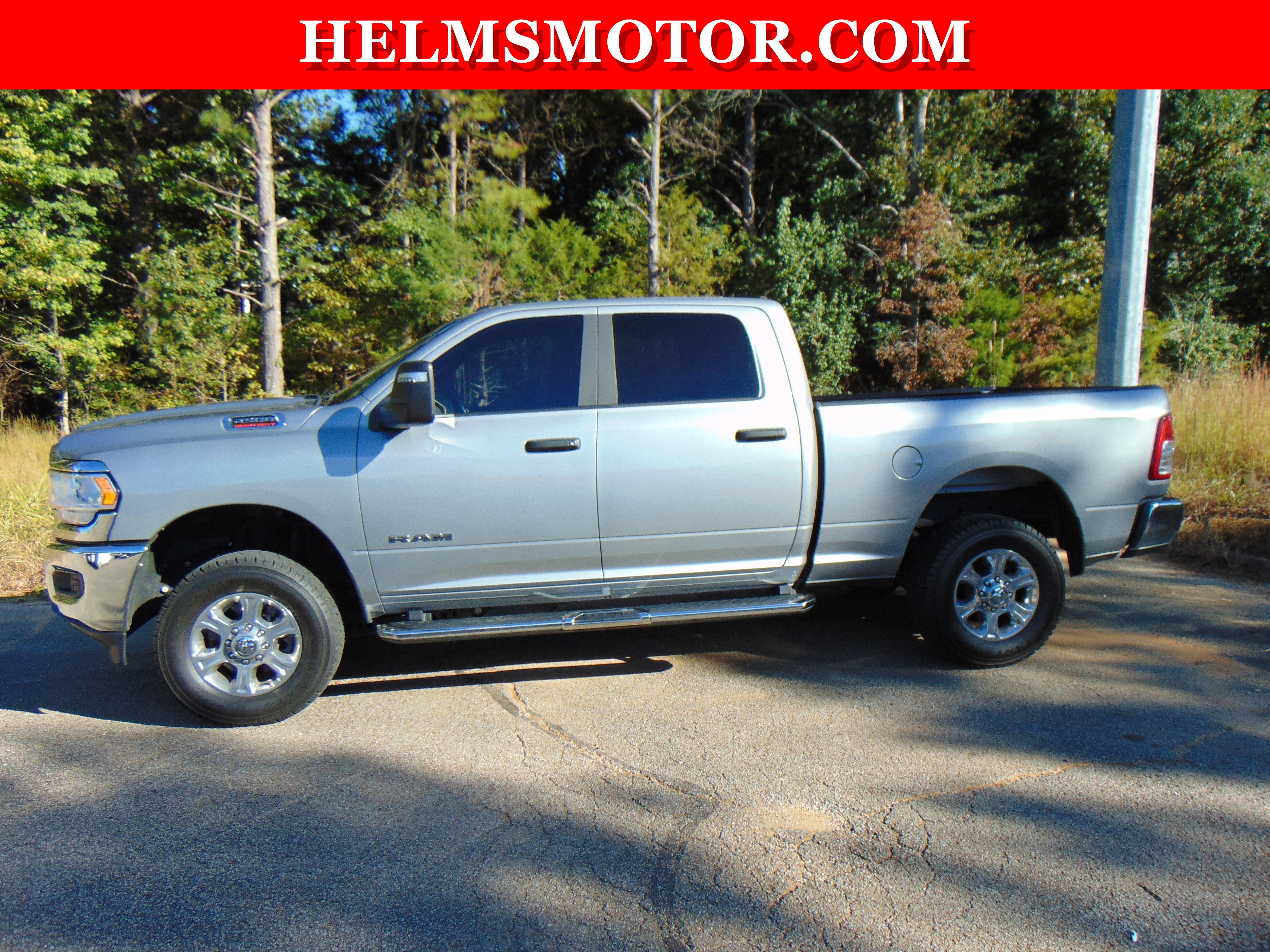 Used 2024 RAM 2500 Big Horn AWD/4WD image 2