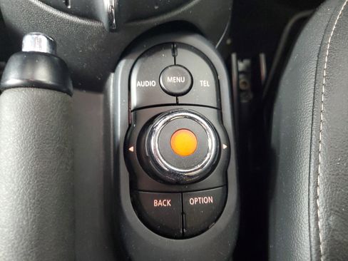 Used 2015 MINI Cooper 2-Door Hardtop image 19