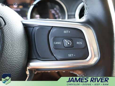 Used 2023 Jeep Wrangler Unlimited Sahara w/ Cold Weather Group AWD/4WD image 27