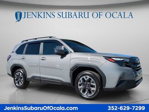 Used 2026 Subaru Forester Premium AWD/4WD image 1